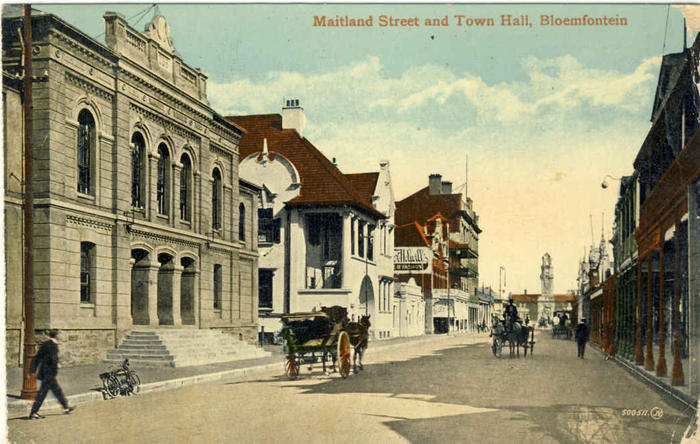 BLOEMFONTEIN Maitland Street & Town Hall